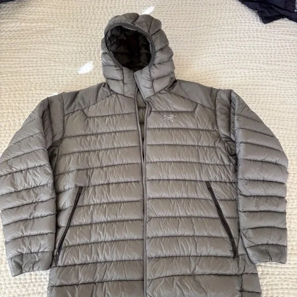 ARCTERYX THORIUM 750 DOWN JACKET RETAIL $600 MENS XXL EXCELLENT CONDITION SILVER - Picture 9 of 12